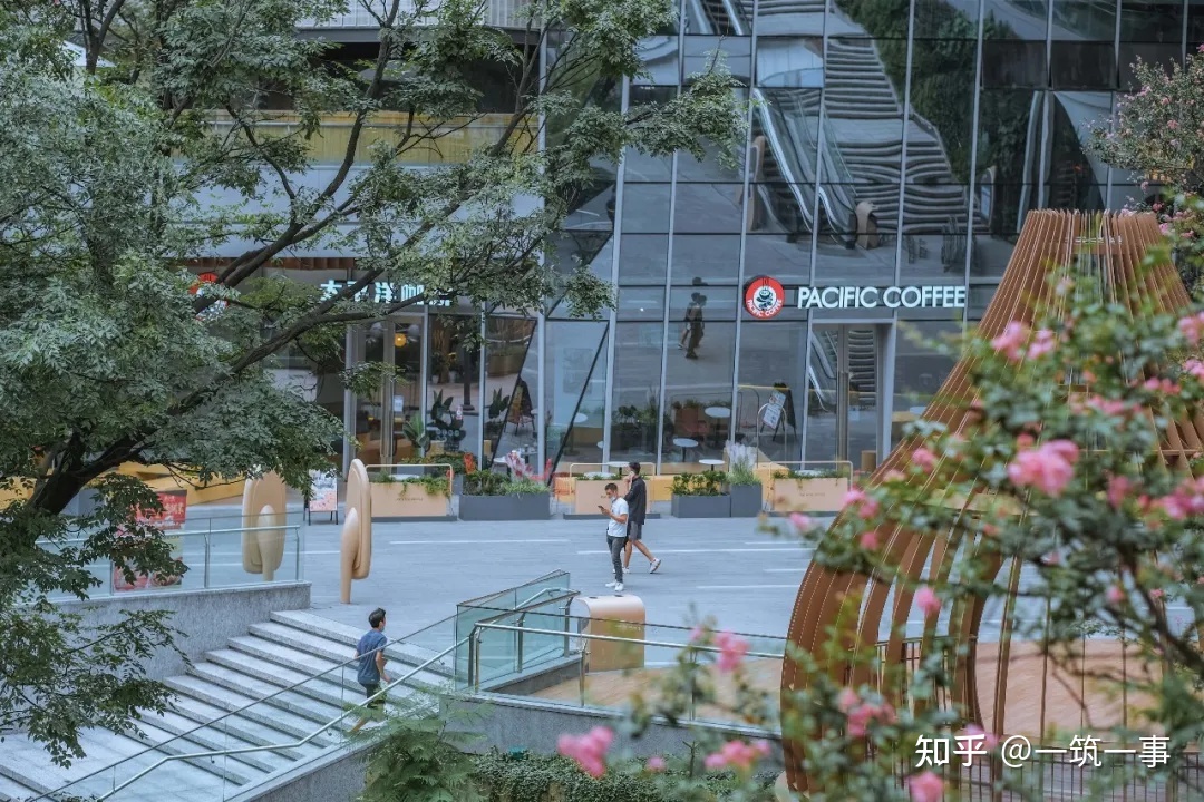 港汇天地：成都最“绿”商业综合体，带你坐上UFO“起飞”～614 / 作者:caymkda949764 / 帖子ID:109914