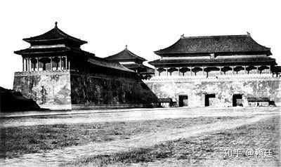 清朝268年的历史文献，每天花8小时阅读，需要耗费多少年 ...-1.jpg