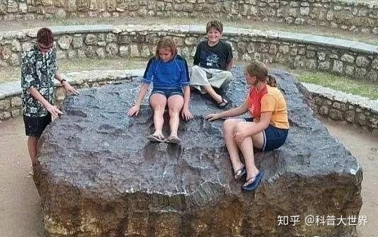 全球最大陨石，比第二重一倍，铁含量达84%，降落8万年都 ...454 / 作者:艾克n / 帖子ID:111055