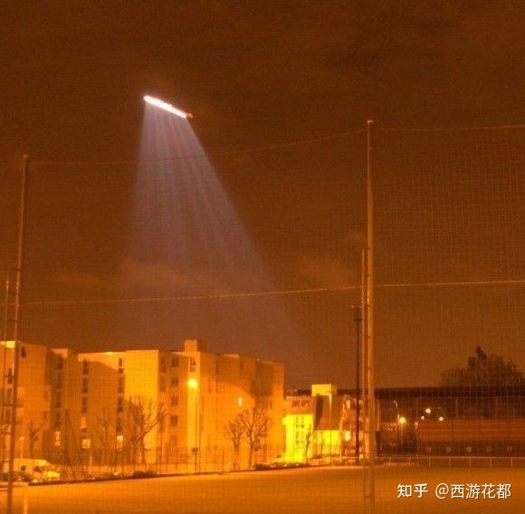 天下奇闻录-德国上空的UFO19 / 作者:宝贝不哭不t / 帖子ID:112563