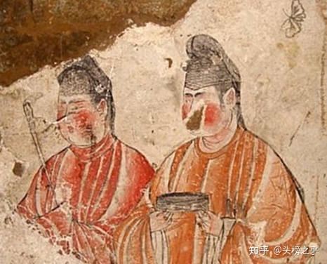 神秘男子潜入陕西大墓，给26吨文物一直拍照，随后毫物未取 ...723 / 作者:果仙奇缘称 / 帖子ID:113243