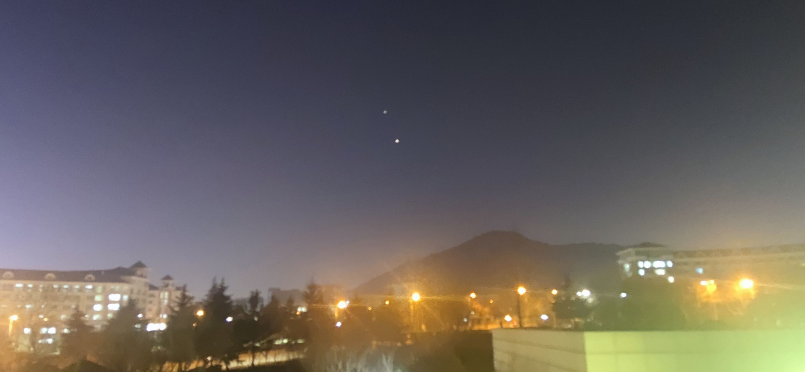 有没有大佬看一下这是什么，是UFO吗？413 / 作者:jj13904198394 / 帖子ID:114023