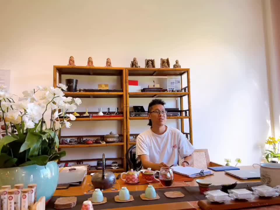 世界上只有一种英雄主义，就是认清了生活的真相后还依然 ...965 / 作者:浦东欠薪中考 / 帖子ID:114456