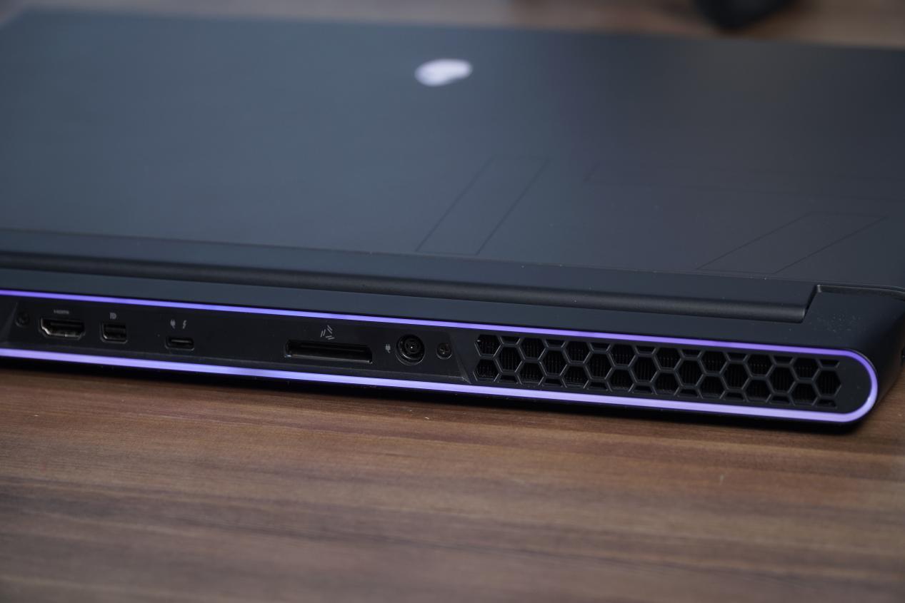 如何评价外星人Alienware m15/m17 R3 2020版？646 / 作者:阿威来自山西 / 帖子ID:117599