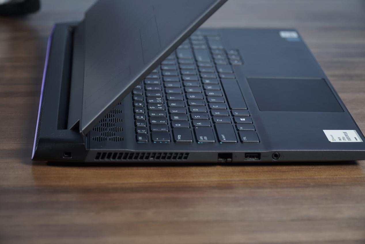 如何评价外星人Alienware m15/m17 R3 2020版？901 / 作者:阿威来自山西 / 帖子ID:117599