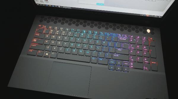 如何评价外星人Alienware m15/m17 R3 2020版？111 / 作者:一网湖水沧 / 帖子ID:117599