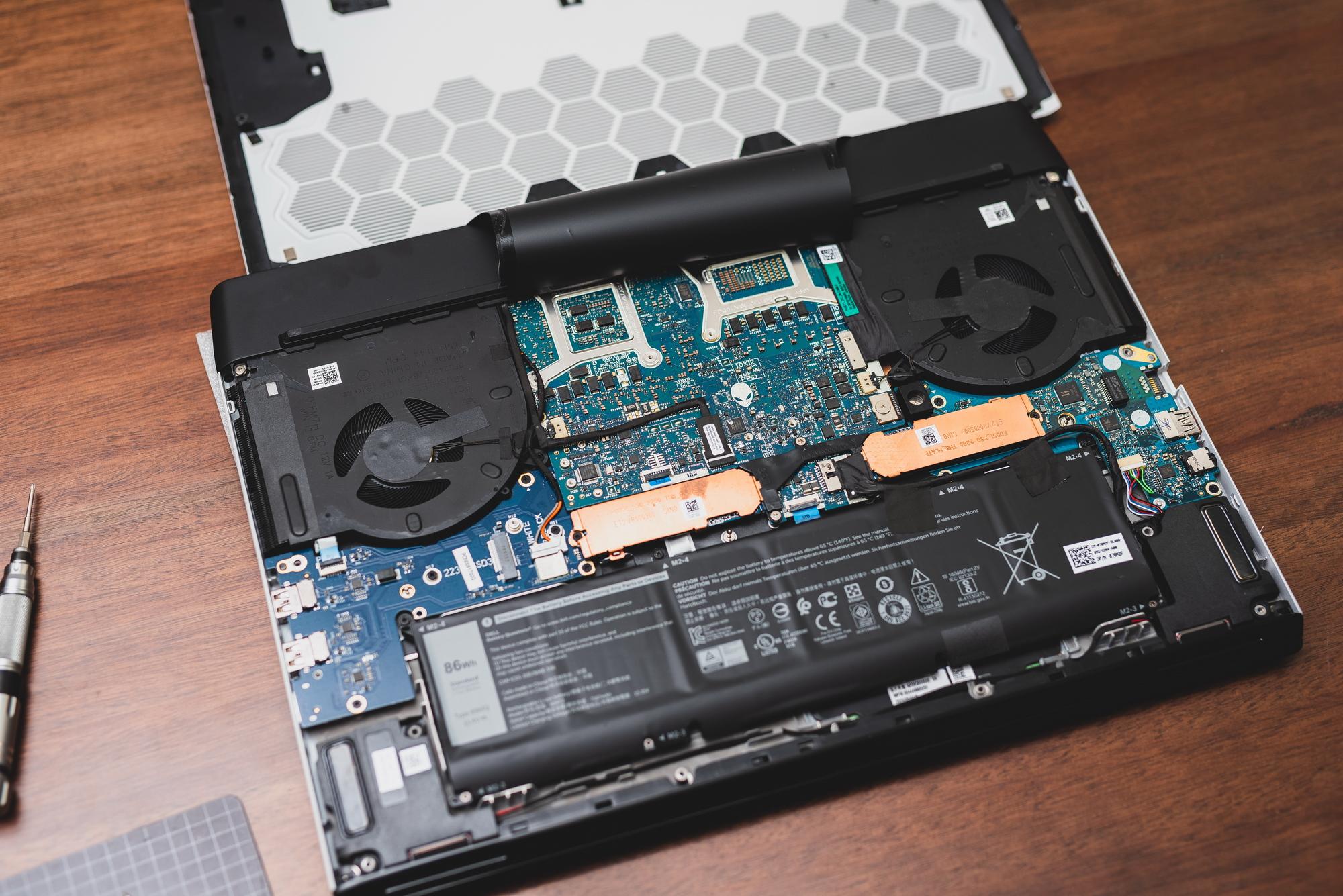如何评价外星人Alienware m15/m17 R3 2020版？879 / 作者:一网湖水沧 / 帖子ID:117599