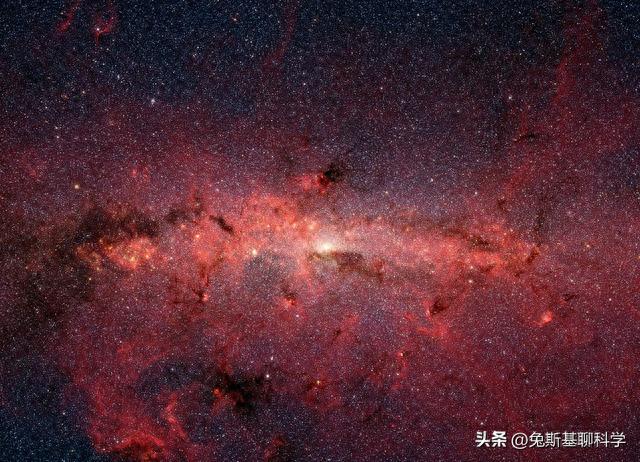 比太阳亮50亿倍，银河系中心怎么那么亮？银河系中心有什么？466 / 作者:123457736 / 帖子ID:118611