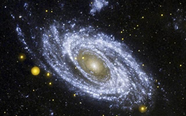 科学家揭秘：为什么宇宙中的星球不会掉到地上？星球都悬浮空中？825 / 作者:小野妹子868 / 帖子ID:120067