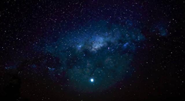 科学家揭秘：为什么宇宙中的星球不会掉到地上？星球都悬浮空中？349 / 作者:小野妹子868 / 帖子ID:120067