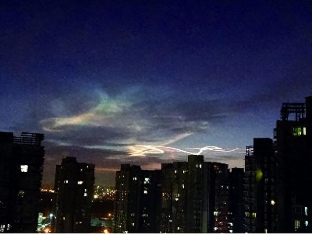 我国多地拍到“UFO”，登上热搜第一!是双发中段反导实验成功了？845 / 作者:ggp27 / 帖子ID:120222