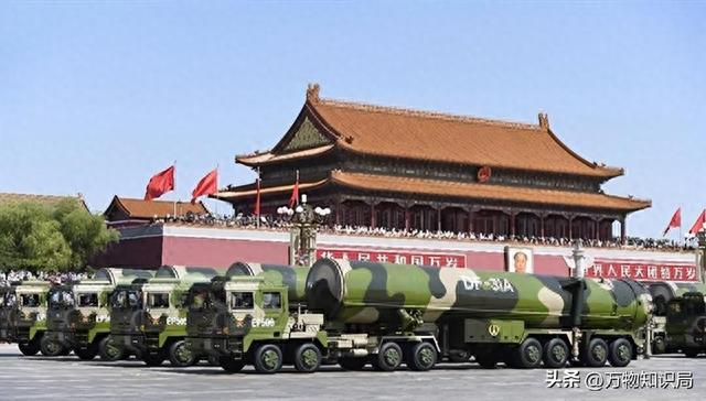 世界上最强的10枚导弹：第一名能炸掉半个美国，中国仅有3款上榜645 / 作者:种红薯的逮rs / 帖子ID:120321