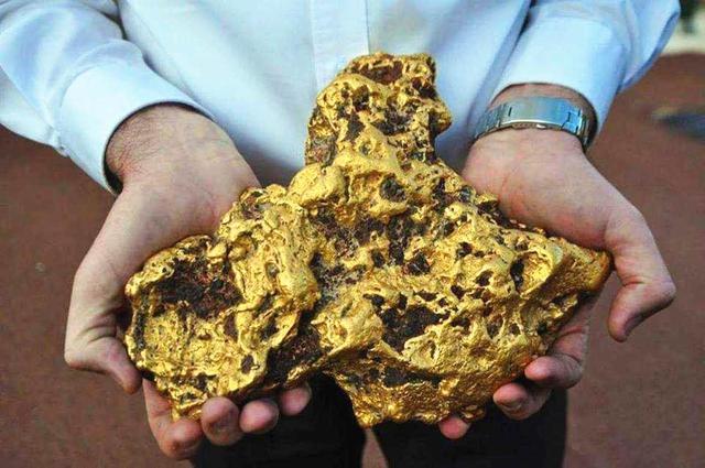 地球上约有4亿亿吨黄金，人均超550万吨?但为什么挖金矿这么难?279 / 作者:枫夜渔火火f / 帖子ID:120471