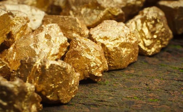 地球上约有4亿亿吨黄金，人均超550万吨?但为什么挖金矿这么难?37 / 作者:枫夜渔火火f / 帖子ID:120471