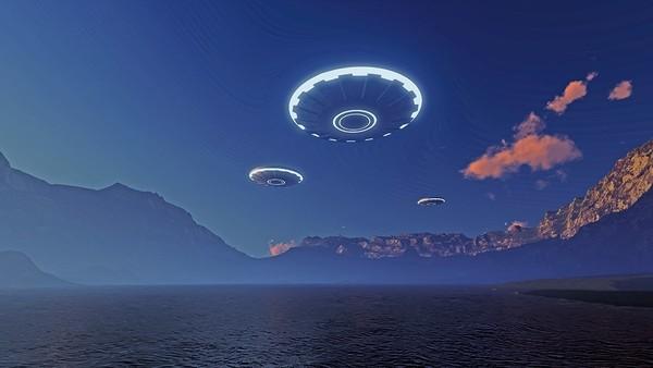 北京南四环上空惊现UFO？网友：反复比对 确认是鸭脖958 / 作者:老顽童760 / 帖子ID:120683