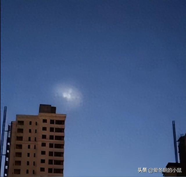 多地市民发现UFO！覆盖面很广，可能是什么？这件事不简单690 / 作者:蓝天下的白云 / 帖子ID:120684
