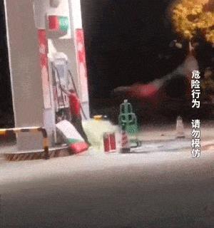 神秘事件：女友被子下藏着怎样的秘密？302 / 作者:松竹梅魅禄澳 / 帖子ID:120702