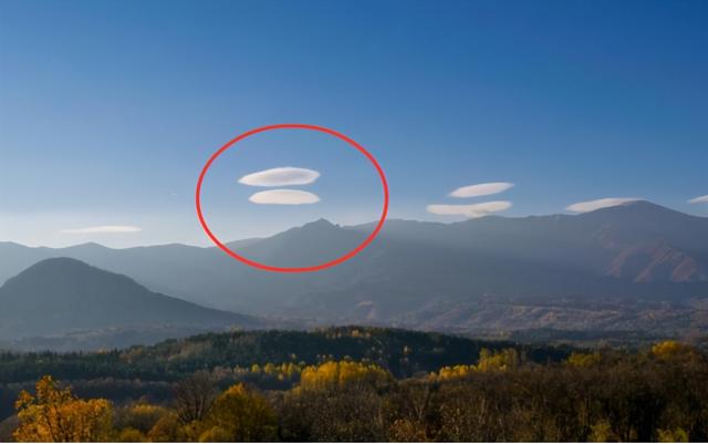 又来一个UFO！我国这段时间频繁出现UFO，这是什么信号？866 / 作者:lishuixiu006 / 帖子ID:120717