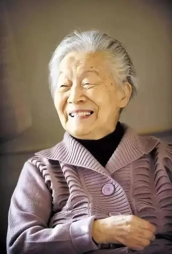 杨绛先生说：世界上有两种人，最值得我们去珍惜944 / 作者:123457443 / 帖子ID:121594