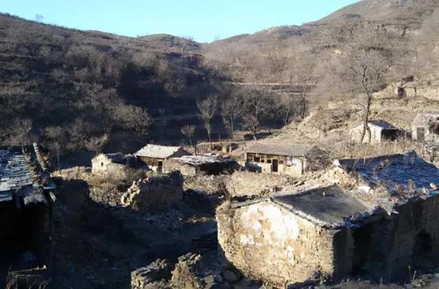 08年北京教师爬山离奇失踪，搜救队找到神秘纸条，内容引无数猜想488 / 作者:苏_杨 / 帖子ID:122984