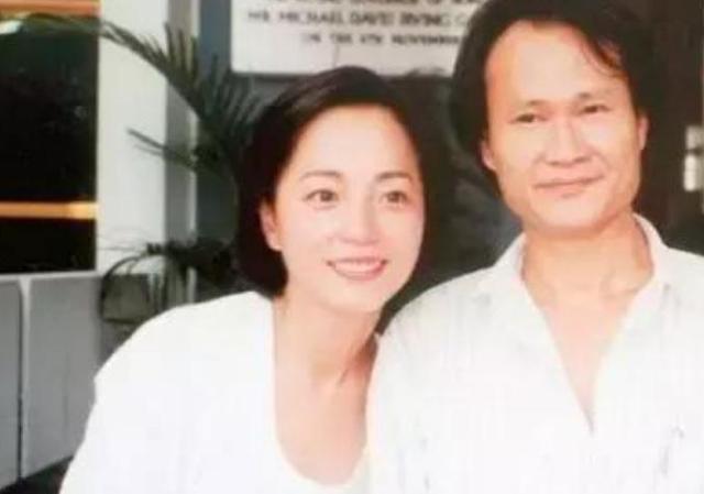 林正英去世时灵异事件：与石榴姐梦中告别，出殡引来黑色蝴蝶？777 / 作者:魏洋1 / 帖子ID:122986
