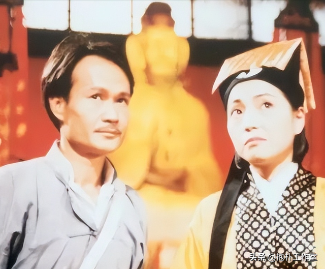 林正英去世时灵异事件：与石榴姐梦中告别，出殡引来黑色蝴蝶？209 / 作者:魏洋1 / 帖子ID:122986