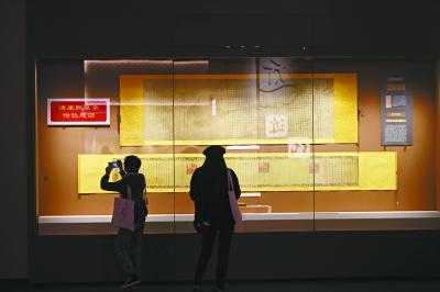 200多件珍贵档案揭开谜团，历史那些事到底真相是什么-1.jpg