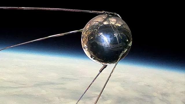 地球一直悬浮在宇宙空间中？想多了，其实地球一直在向下坠落485 / 作者:宁师我蚜 / 帖子ID:123143