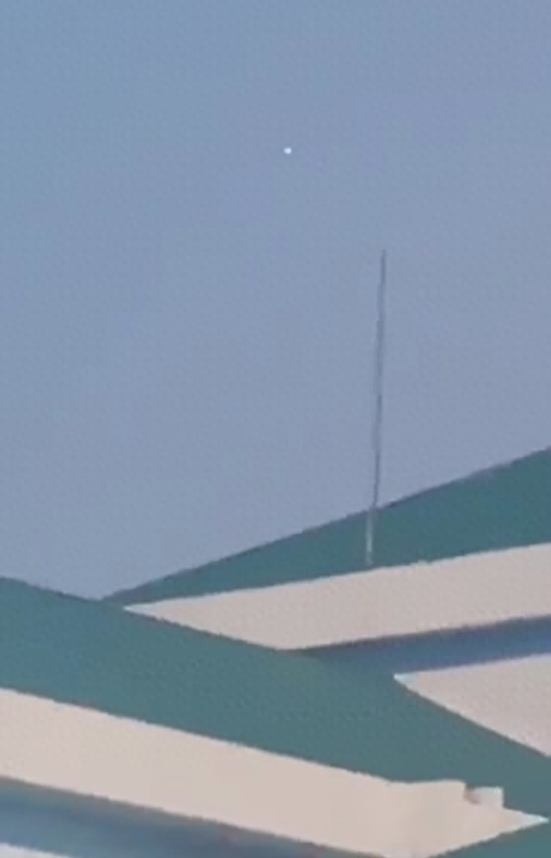 印媒：印度机场附近上空现“不明飞行物”，印空军两架战机紧急起飞应对719 / 作者:veronica六 / 帖子ID:123492