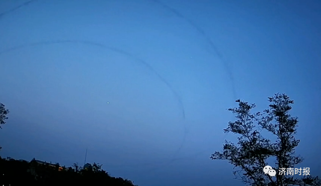6天内3次拍到，济南又现UFO，“非常罕见”813 / 作者:柳芽2017 / 帖子ID:123584