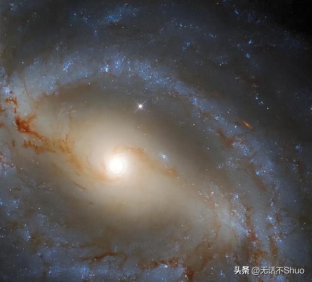 宇宙的星系究竟有多少个？天文学家给出答案，银河系还不是最大的962 / 作者:冷专问 / 帖子ID:123911