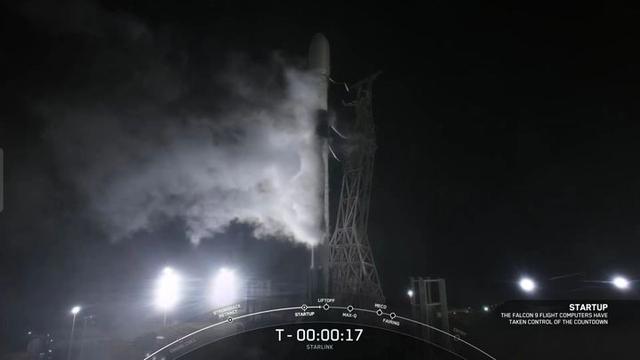 华北多地夜现不明飞行物，被一团云雾包裹着移动！其实它来自美国86 / 作者:赏真阁 / 帖子ID:125629