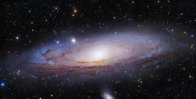 宇宙中有多少星系？天文学家：至少有2万亿个，且还在持续增长116 / 作者:击管虽您 / 帖子ID:126370
