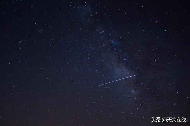 请定好您的闹钟，八月，夜空中将发生这13件超酷的天文事件283 / 作者:张玉萍Pilar / 帖子ID:126862