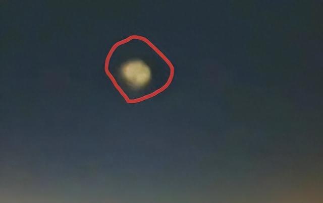 北京等地天空出现不明飞行物？专家揭秘：系“星链”火箭抛弃燃料造成971 / 作者:小灰363 / 帖子ID:127110