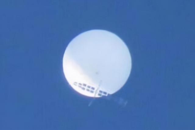 日本再现“UFO”？固定在空中一动不动，没人知道那是什么843 / 作者:朝霞698 / 帖子ID:127381