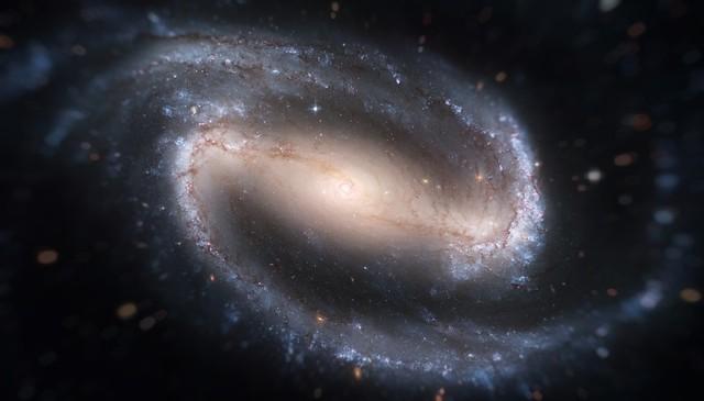 直径10万光年，有1000亿颗恒星，银河系只是宇宙的一粒沙子？43 / 作者:未来看得见吗敲 / 帖子ID:127459