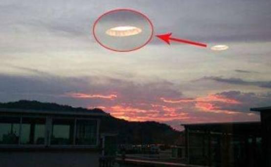UFO来自美国？麻省理工承认研制飞碟，70年前就有“阿芙罗飞车”704 / 作者:疯笑缸录 / 帖子ID:127589
