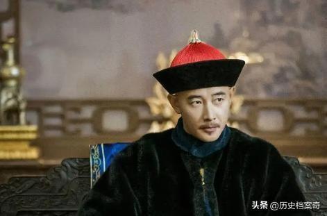 58岁雍正突然暴毙，25岁乾隆号啕大哭，可继位2天他就揭父亲老底-9.jpg