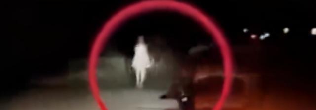 印度出现怪异人形生物！全身冒白光，直立行走不时跳跃844 / 作者:叶小琛小m / 帖子ID:128171