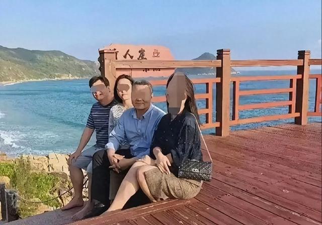 海南陵水肖峰事件，又一次毁人三观的“表演”557 / 作者:汪雨甘捍 / 帖子ID:129000