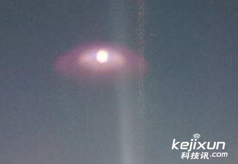 网友拍到疑似UFO 外星人光临地球?193 / 作者:UFO爱好者 / 帖子ID:87964 网友拍到疑似UFO 外星人光临地球?193 / 作者:UFO爱好者 / 帖子ID:87964