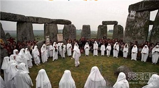 英国巨石阵之谜：是远古墓地还是外星人修建的天文台768 / 作者:UFO爱好者 / 帖子ID:83014