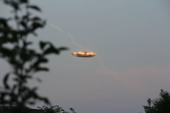 多国飞行员遭遇UFO 外星人藏匿在大气层中473 / 作者:UFO爱好者 / 帖子ID:78515