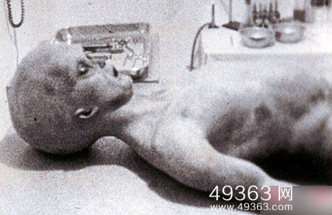 美国公布外星人：9具外星人尸体引发轰动509 / 作者:UFO爱好者 / 帖子ID:79984