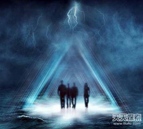 南极上空惊现时空漩涡 爱因斯坦预言被证实 美军火速前往662 / 作者:UFO爱好者 / 帖子ID:88338