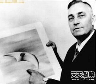 总统下令击落入侵白宫UFO634 / 作者:UFO爱好者 / 帖子ID:81840 总统下令击落入侵白宫UFO634 / 作者:UFO爱好者 / 帖子ID:81840