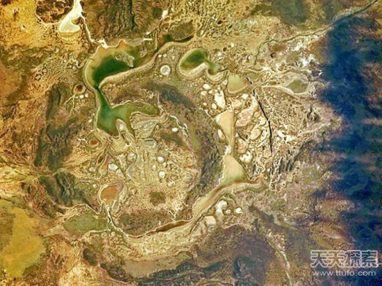 世界球22大震撼地坑816 / 作者:UFO爱好者 / 帖子ID:87143