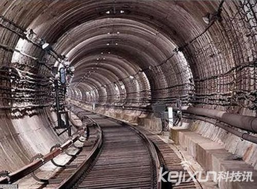 1975莫斯科地铁失踪案是怎么回事 乘客穿越时空隧道758 / 作者:UFO爱好者 / 帖子ID:83613 1975莫斯科地铁失踪案是怎么回事 乘客穿越时空隧道758 / 作者:UFO爱好者 / 帖子ID:83613