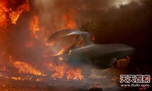 有关UFO的5大谜案：火星人葬礼震惊世界750 / 作者:UFO爱好者 / 帖子ID:78614